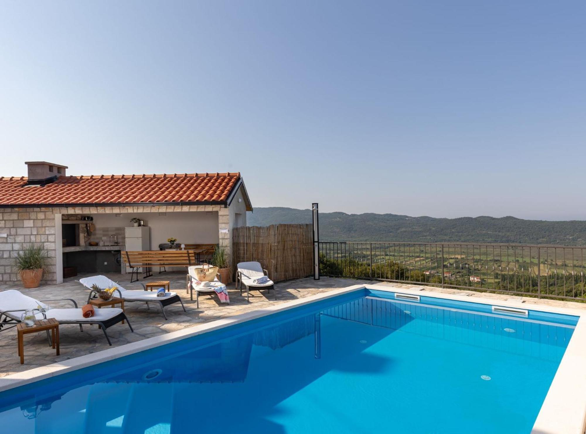 Villa Source With Private Pool Pridvorje Exterior photo